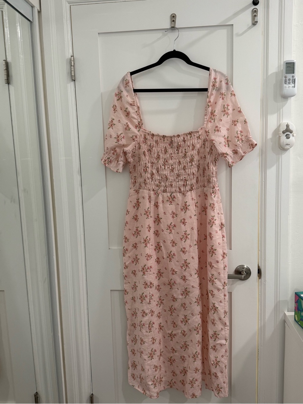 & Other Stories light pink floral linen smocked puff sleeve side slit dress - Picture 1 of 15